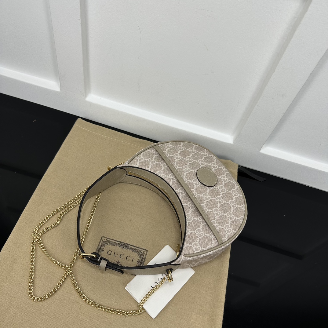 Gucci Hobo Bags